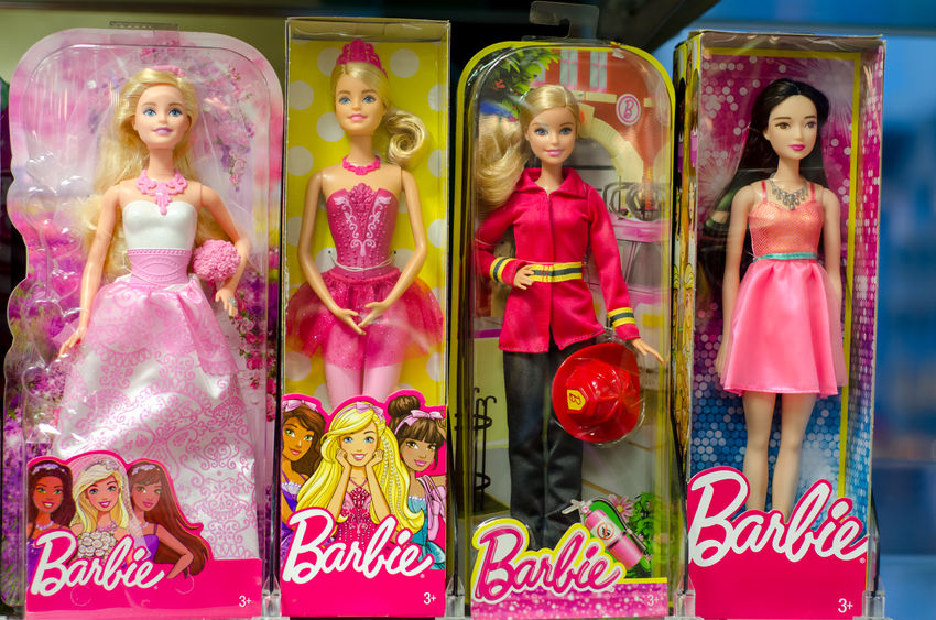 barbie mattel histoire